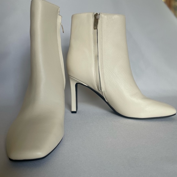 NWOB Nine West Ankle Boots ALL SEASONS! - Picture 4 of 5